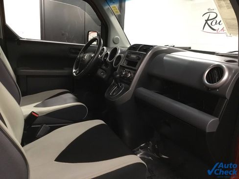 Used 2005 Honda Element LX image 32