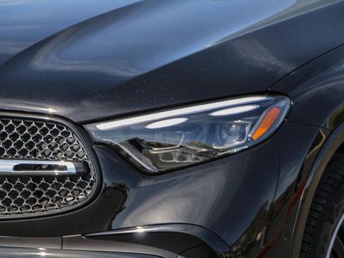 New 2026 Mercedes-Benz GLC 300 4MATIC image 8