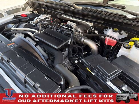 Used 2024 GMC Sierra 2500 AT4 w/ Technology Package AWD/4WD image 18
