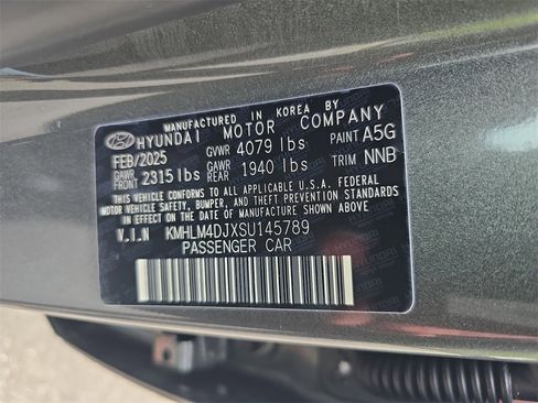 Certified 2025 Hyundai Elantra SEL FWD image 36