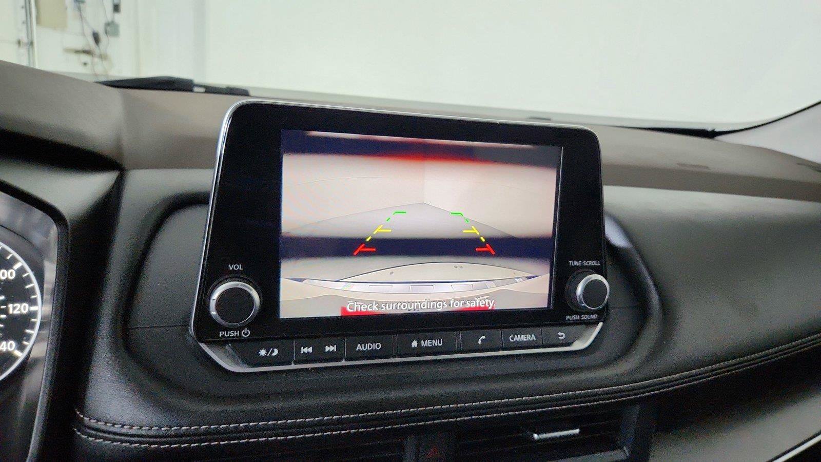 Used 2023 Nissan Rogue SV FWD image 34