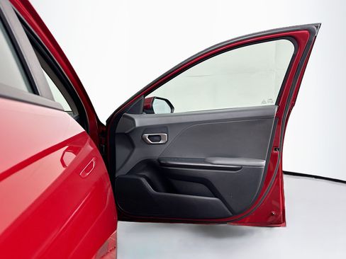 Used 2025 Kia K4 FWD image 31