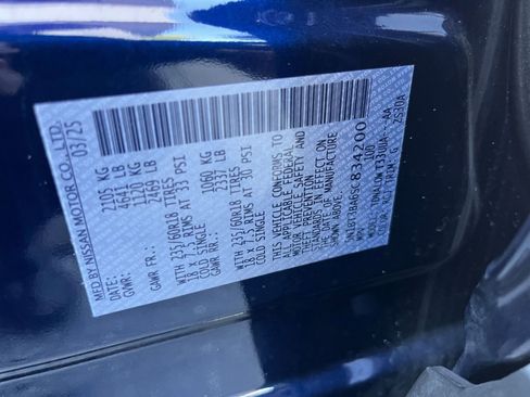 Used 2025 Nissan Rogue SV image 30