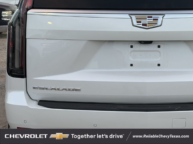 Used 2021 Cadillac Escalade Premium Luxury Platinum AWD/4WD image 7