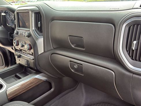 Used 2021 Chevrolet Silverado 1500 LT Trail Boss w/ Bed Protection Package AWD/4WD image 35