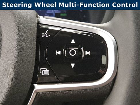 New 2026 Volvo XC60 T8 Plus w/ Protection Package Premier image 39