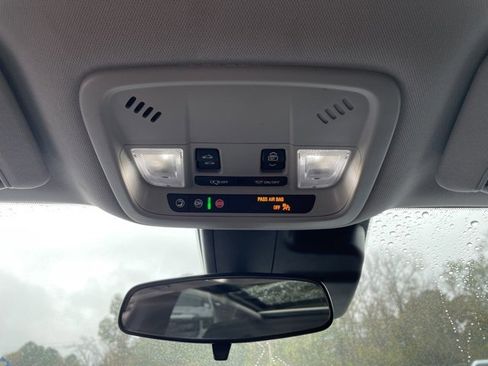 Used 2024 Chevrolet Malibu LT image 18