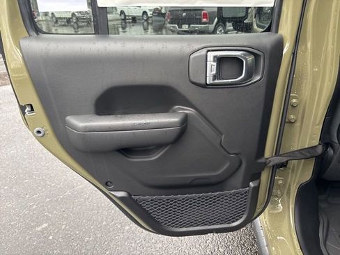 New 2026 Jeep Wrangler Unlimited Rubicon w/ Technology Group image 14