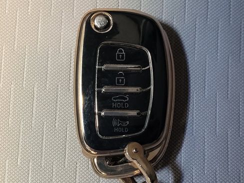 Used 2019 Hyundai Tucson SE w/ Cargo Package FWD image 32