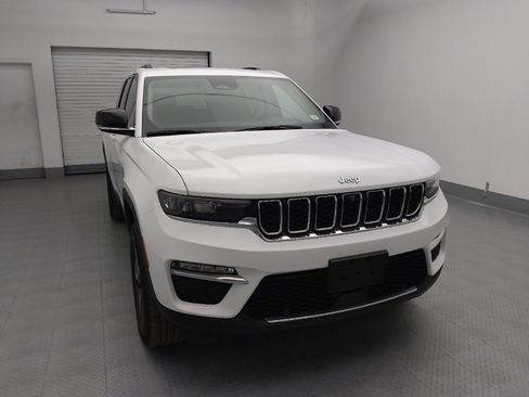 Used 2022 Jeep Grand Cherokee Limited 4xe w/ Luxury Tech Group II image 14