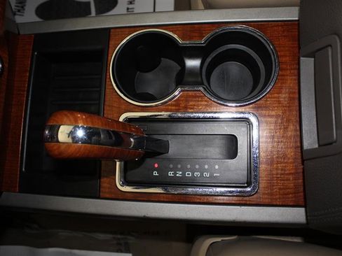 Used 2008 Ford Expedition Eddie Bauer image 23