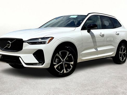 New 2026 Volvo XC60 B5 Core AWD/4WD image 2