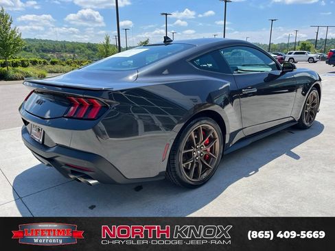 Used 2024 Ford Mustang GT Premium RWD image 19