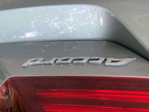 Used 2017 Honda Accord Sport image 36