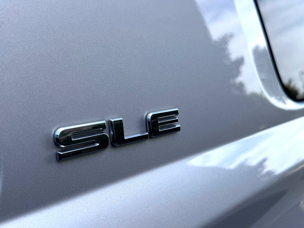Used 2016 GMC Yukon XL SLE AWD/4WD image 6