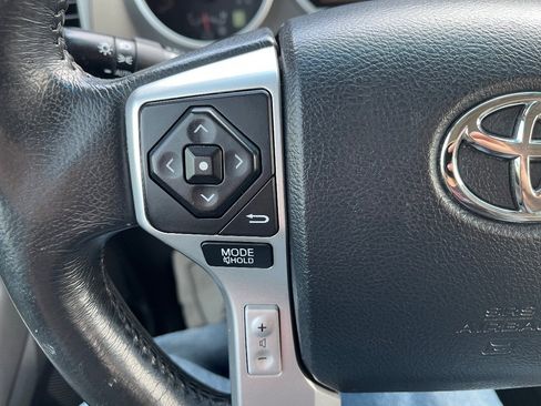 Used 2014 Toyota Sequoia SR5 image 20