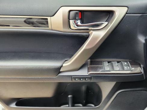 Used 2021 Lexus GX 460 Premium image 23