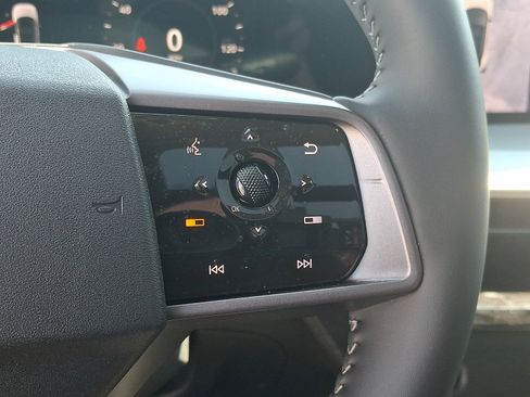 Certified 2026 Nissan Murano SL AWD/4WD image 23
