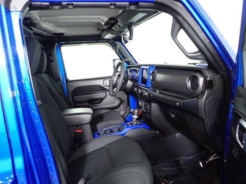 Used 2023 Jeep Gladiator Willys image 41