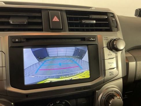 Used 2018 Toyota 4Runner SR5 Premium image 20