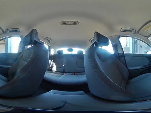 Used 2025 Kia K4 FWD image 36