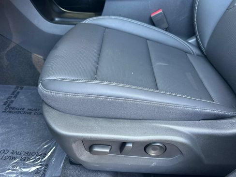 Used 2026 Buick Envision Preferred AWD/4WD image 13