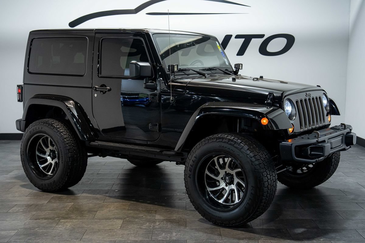 Used 2018 Jeep Wrangler Sport AWD/4WD image 18