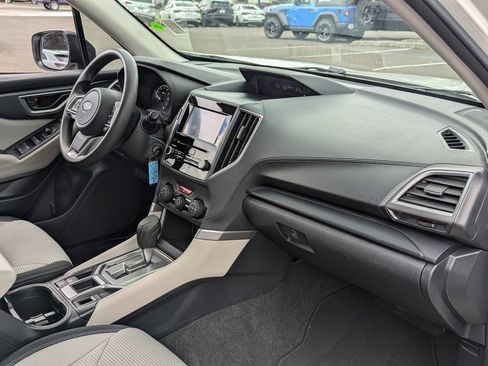 Used 2022 Subaru Forester AWD/4WD image 30