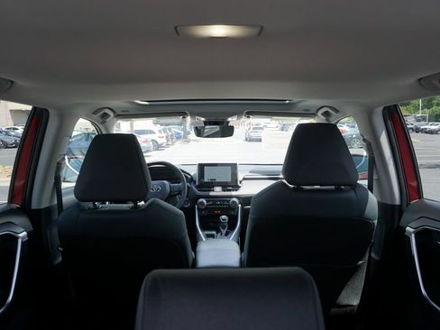 Used 2025 Toyota RAV4 XLE w/ Convenience Package FWD image 35