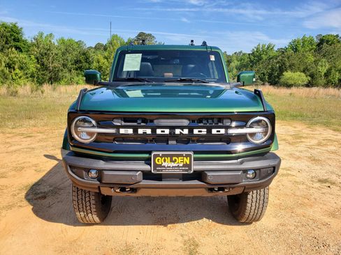 Used 2022 Ford Bronco Outer Banks image 16