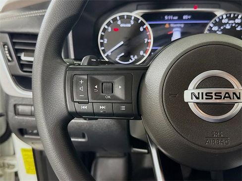 Certified 2021 Nissan Rogue S image 13