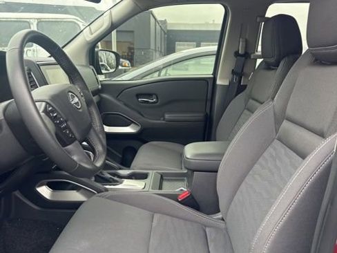 Certified 2024 Nissan Frontier SV w/ SV Convenience Package image 8