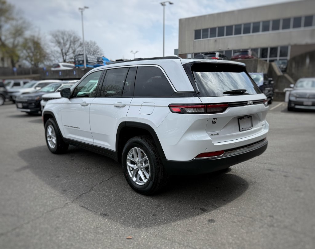 New 2026 Jeep Grand Cherokee Laredo X AWD/4WD image 12