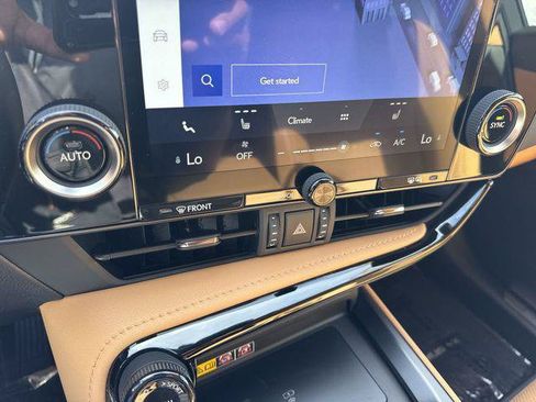 Certified 2025 Lexus NX 250 FWD w/ Accessory Package (Z2) image 19