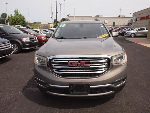 Used 2019 GMC Acadia SLT w/ LPO, Floor Liner Package AWD/4WD image 4