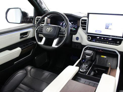 Used 2023 Toyota Tundra Capstone AWD/4WD image 35