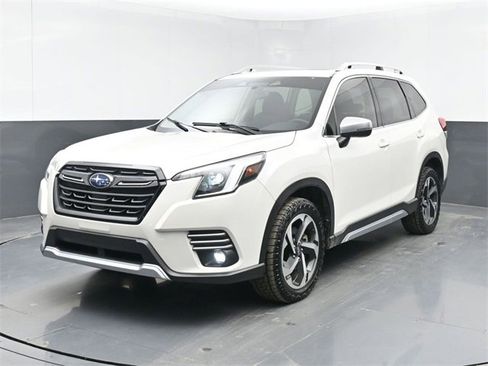 Used 2024 Subaru Forester Touring image 5
