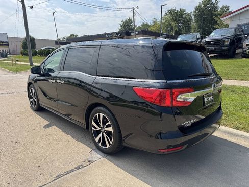 Used 2019 Honda Odyssey Elite image 3