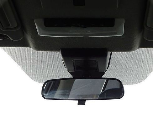 Used 2024 Nissan Kicks SV image 23