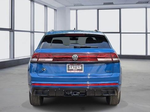 Used 2025 Volkswagen Atlas Cross Sport SEL R-Line AWD/4WD image 5