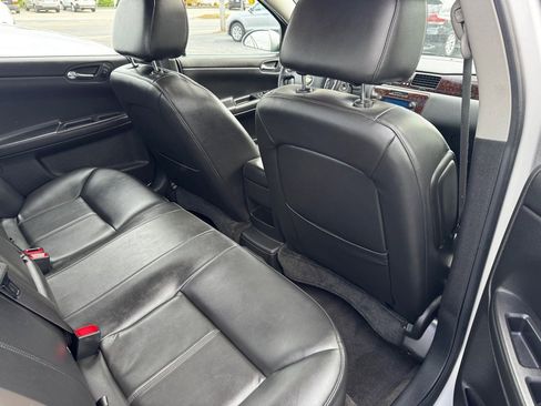 Used 2015 Chevrolet Impala LTZ image 14