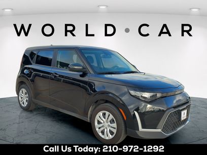 Used 2025 Kia Soul LX