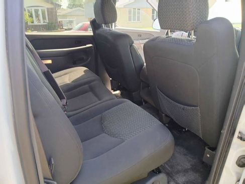 Used 2003 Chevrolet Avalanche 4x4 w/ Suspension Package, Off-Road image 7