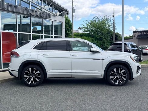 Used 2024 Volkswagen Atlas Cross Sport SEL Premium R-Line AWD/4WD image 5