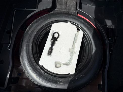 Used 2015 Scion tC image 32