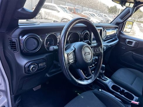 Used 2021 Jeep Wrangler Unlimited Sport image 10