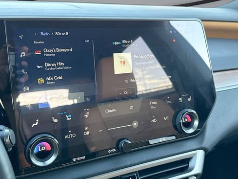 Used 2025 Lexus RX 350 Premium w/ Accessory Package (Z1) FWD image 23