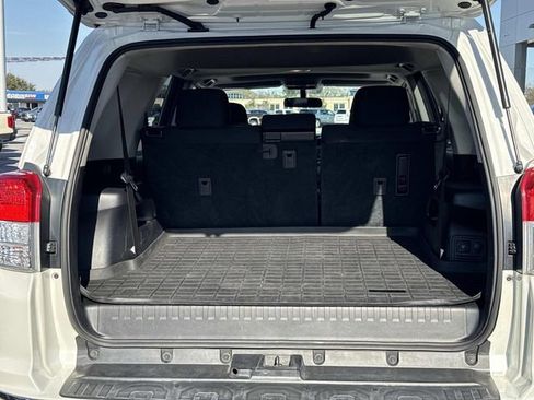 Used 2012 Toyota 4Runner SR5 w/ Convenience Pkg RWD image 13