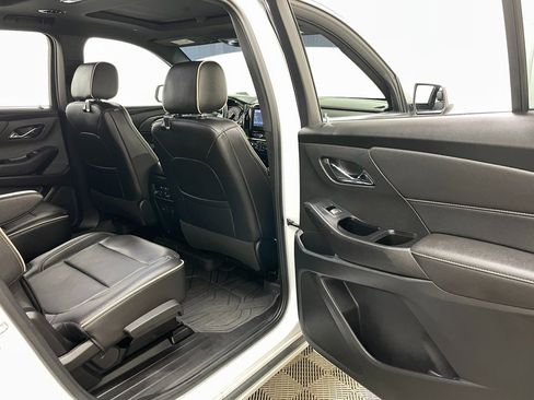 Certified 2023 Chevrolet Traverse Premier w/ LPO, Floor Liner Package image 45