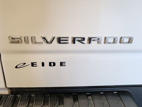 Used 2020 Chevrolet Silverado 1500 Custom Trail Boss w/ Custom Convenience Package image 26